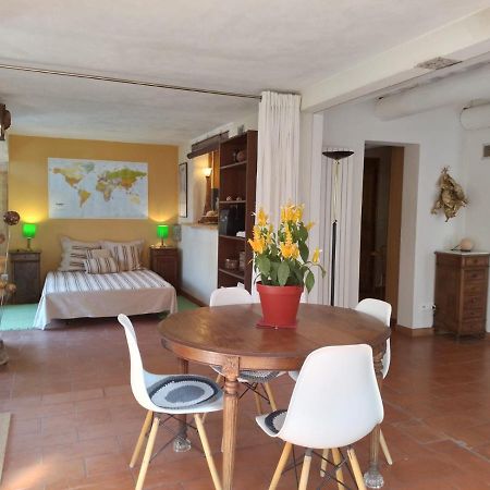 Charming Stone Villa With Pool & Garden Montaren-et-Saint-Mediers ภายนอก รูปภาพ