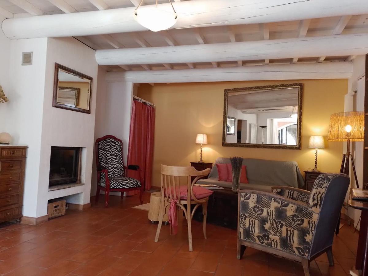 Charming Stone Villa With Pool & Garden Montaren-et-Saint-Mediers ภายนอก รูปภาพ